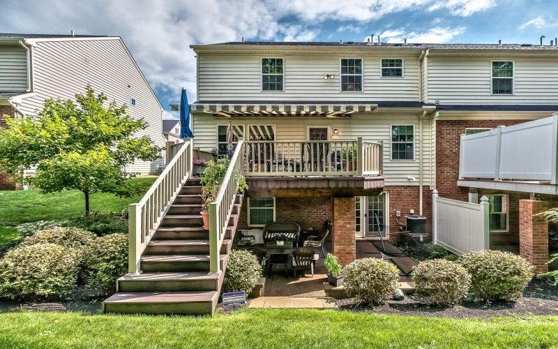 611 Fairgate Drive Village at Pine Townhome Wexford PA, 15090