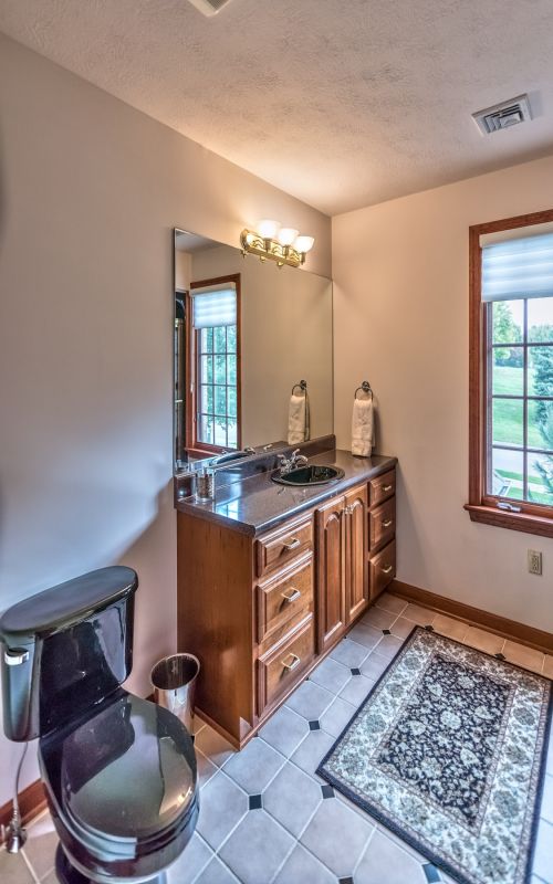 229 Whetherburn Drive North Park Manor Pine Township Wexford PA, 15090