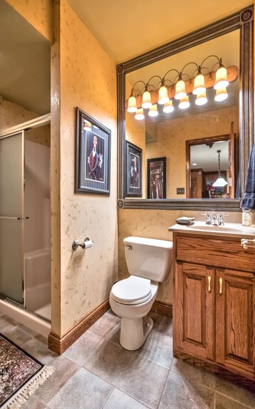 229 Whetherburn Drive North Park Manor Pine Township Wexford PA, 15090