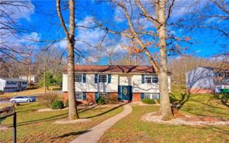 101 Walney Dr | Butler